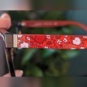 EUC Coach HC8208 sunglasses red, cranberry, and pink floral print on arms brown